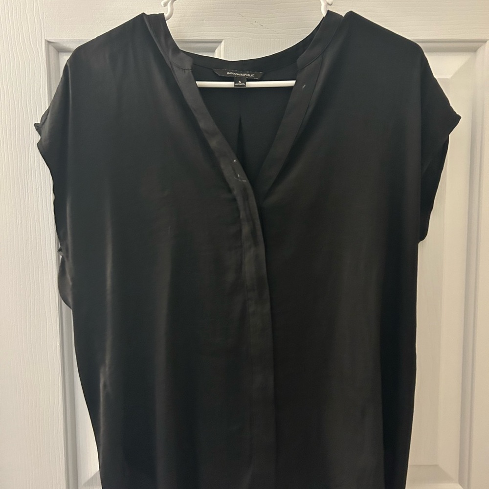 Women’s Black Button Up Banana Republic Top